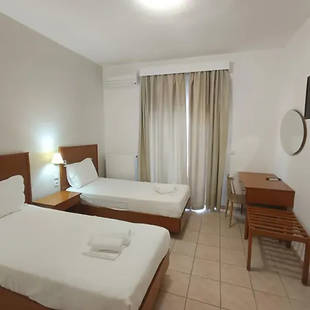 Ξενοδοχείο Stavros Beach Hotel 3*