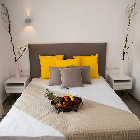 Stavros Hotel