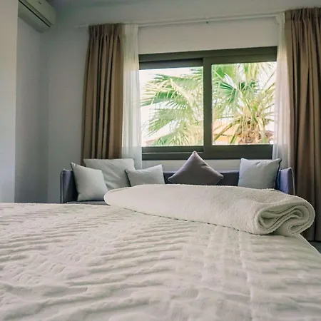 Stavros Hotel 3*