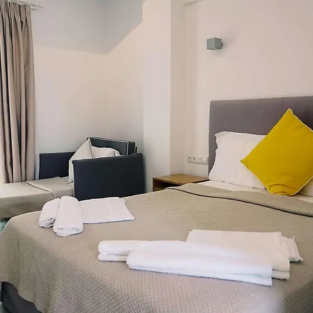 Stavros Hotel