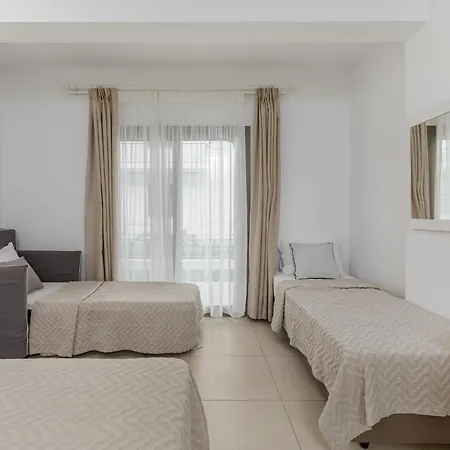 Stavros Beach Hotel