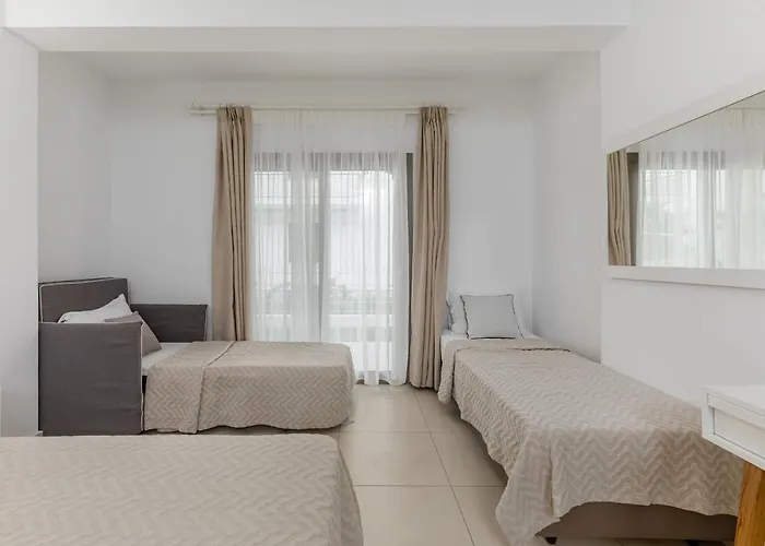 Stavros Beach Hotel