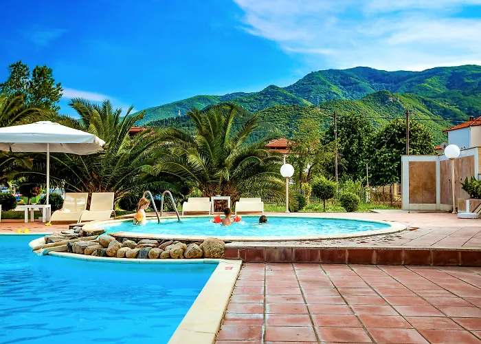 Stavros Beach Hotel Szálloda 3*