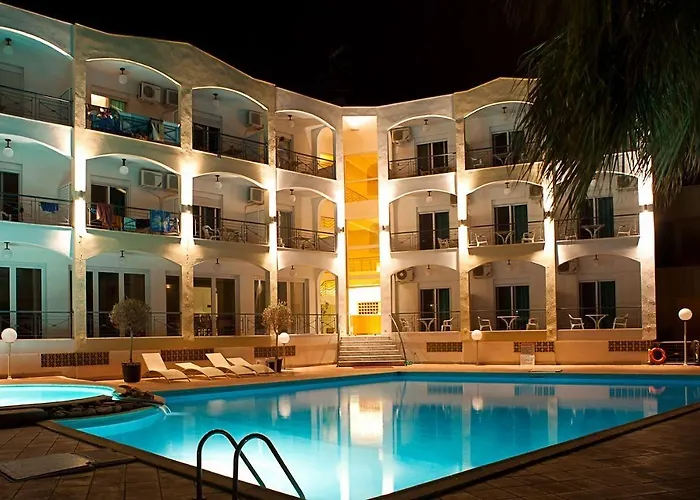 Stavros Beach Hotel