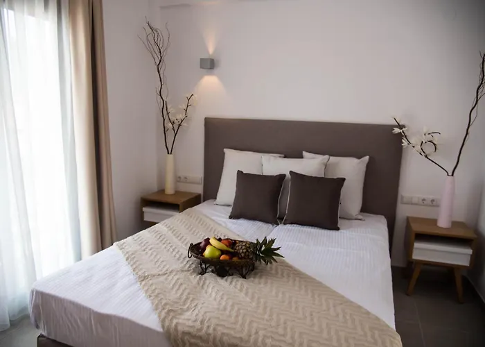 Stavros Beach Hotel Szálloda 3*