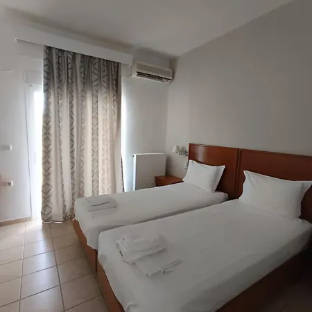 Stavros Beach Hotel 3*