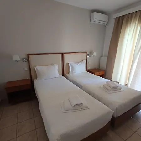 Stavros Beach Hotel 3*