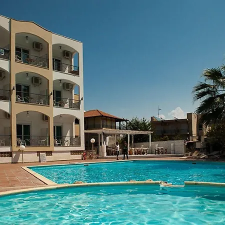 Stavros Beach Hotel Hotel