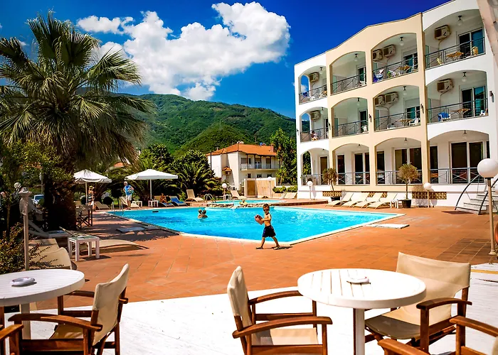 Отель Stavros Beach Hotel