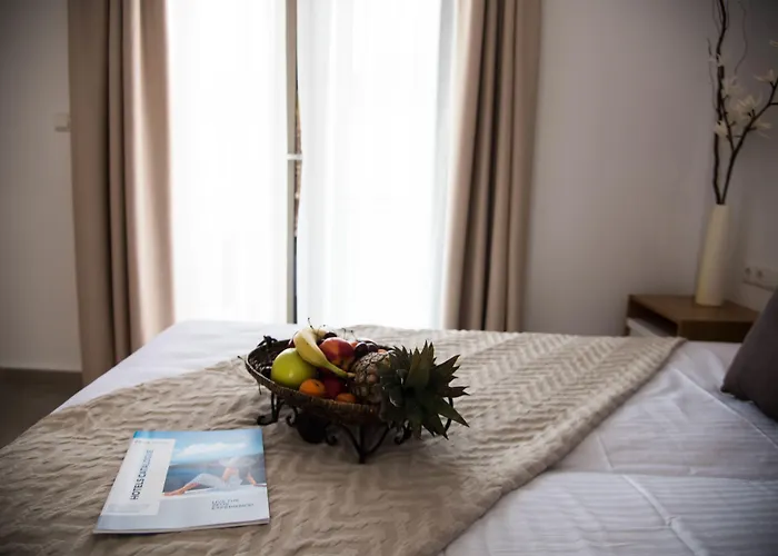 Отель Stavros Beach Hotel