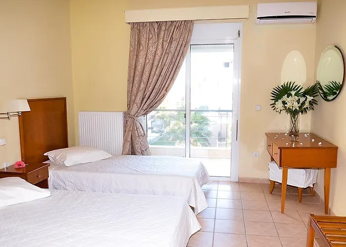 斯塔夫罗斯海滩酒店