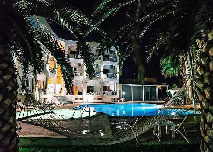 Stavros Beach Hotel